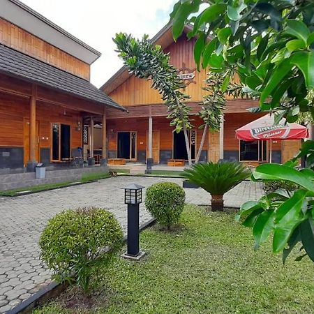 Andrew Batara Hotel Sawarna Luaran gambar