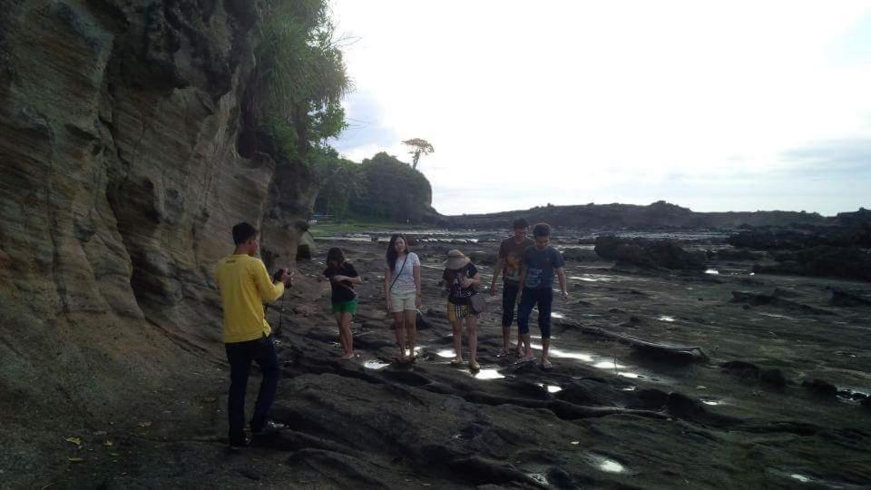 Andrew Batara Hotel Sawarna Luaran gambar